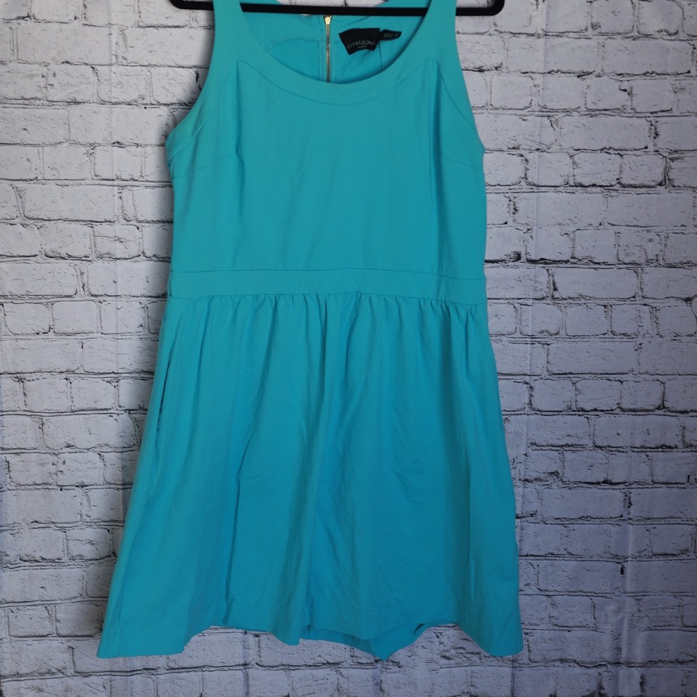 Mini dress in a bright teal!